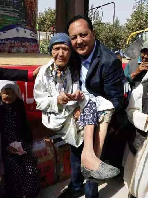 With a patient after treatment